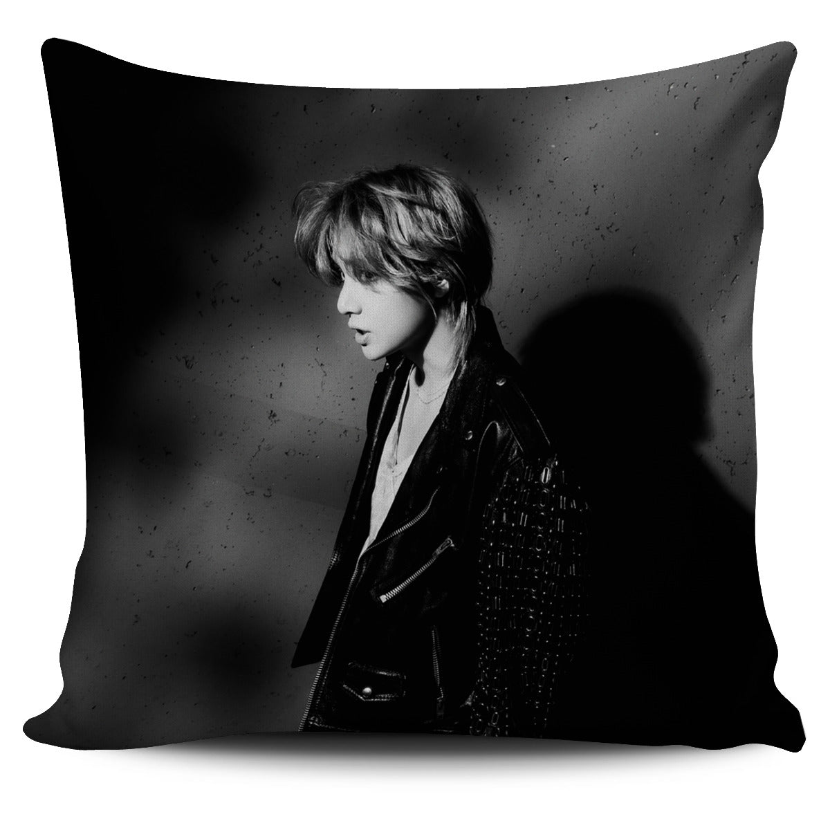 Taehyung Layover Pillowcase