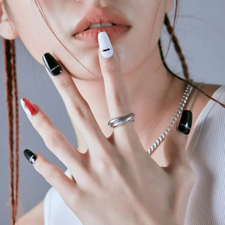 LE SSERAFIM and FEARNOT Logo Signature Crossing Ring