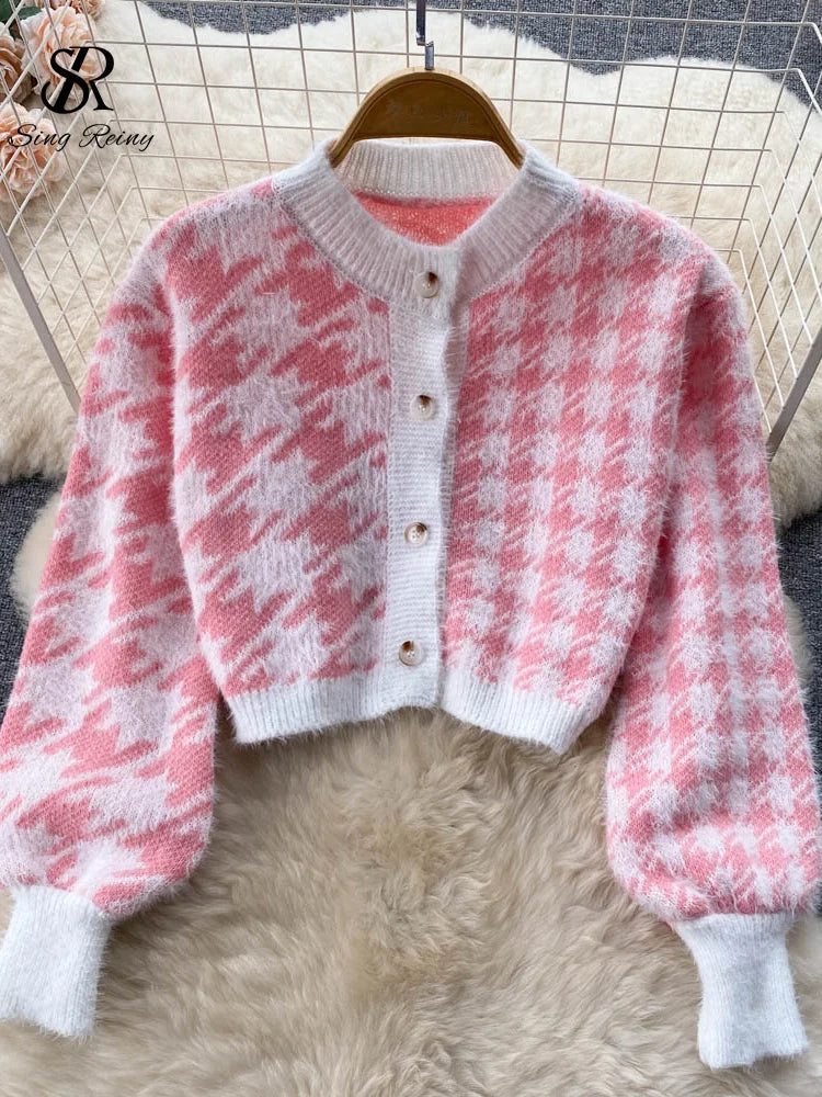 Fashion Plaid Knitted Three Pieces Set for Women