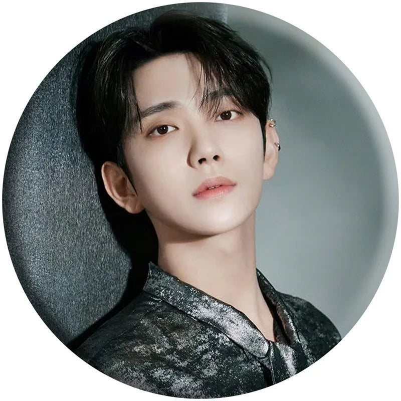 KPOP SVT RIGHT HERE Badge Clips Mirror Keychain