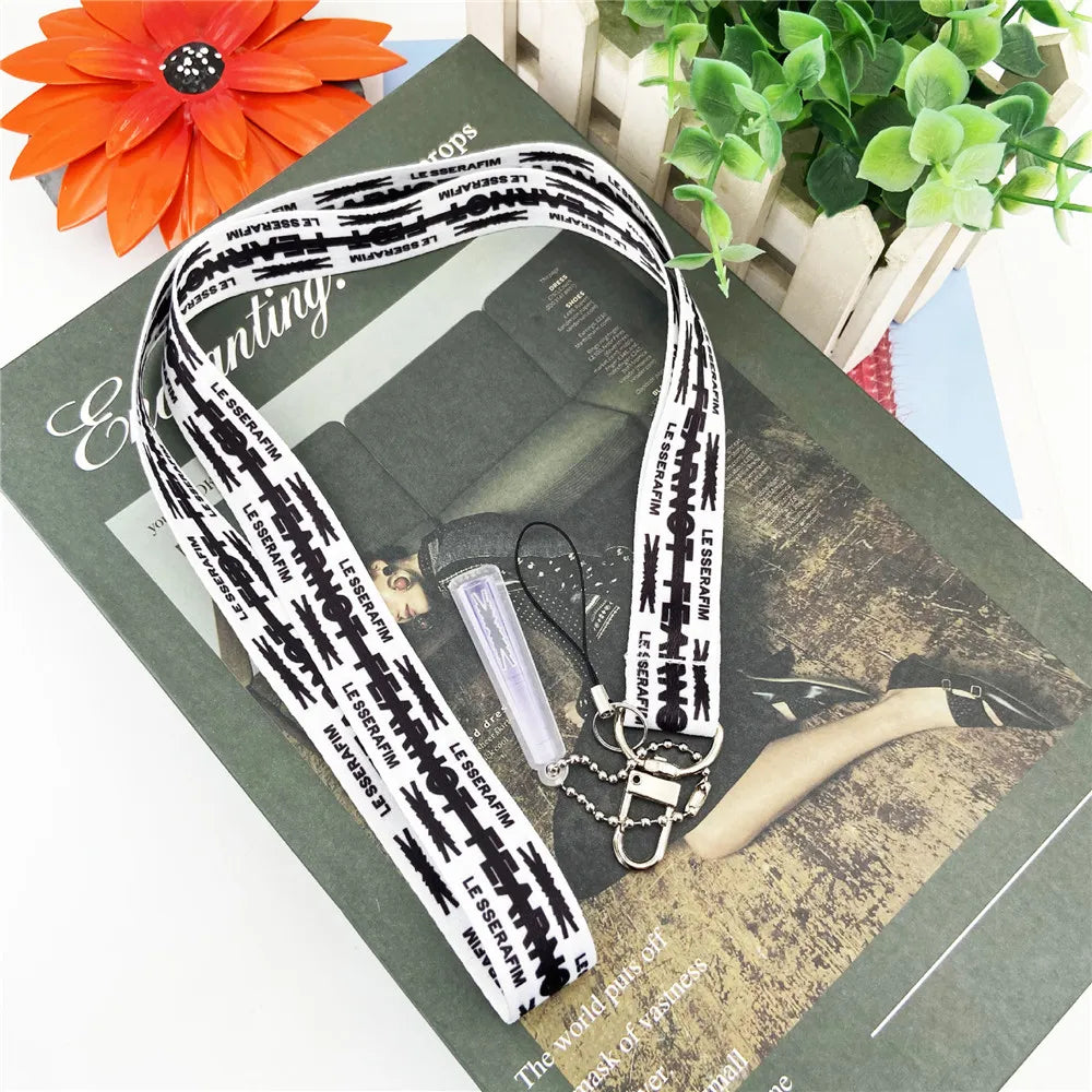 KPOP Keychains Holder IVE Stray Kids