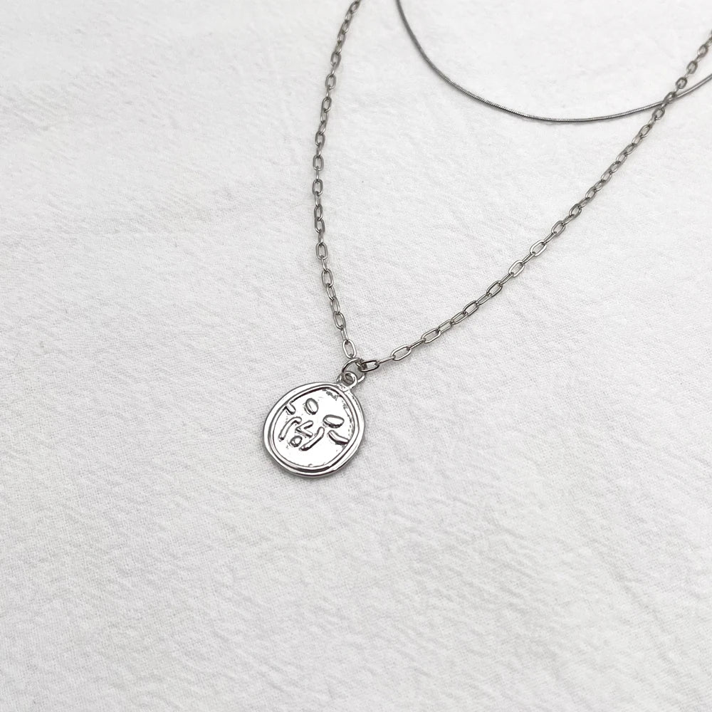 Stray Kids Lee Know Metal Round Necklace