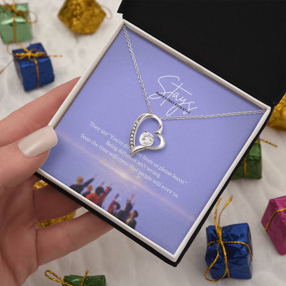 Make Stray Kids Stay Interlocking Hearts Necklace