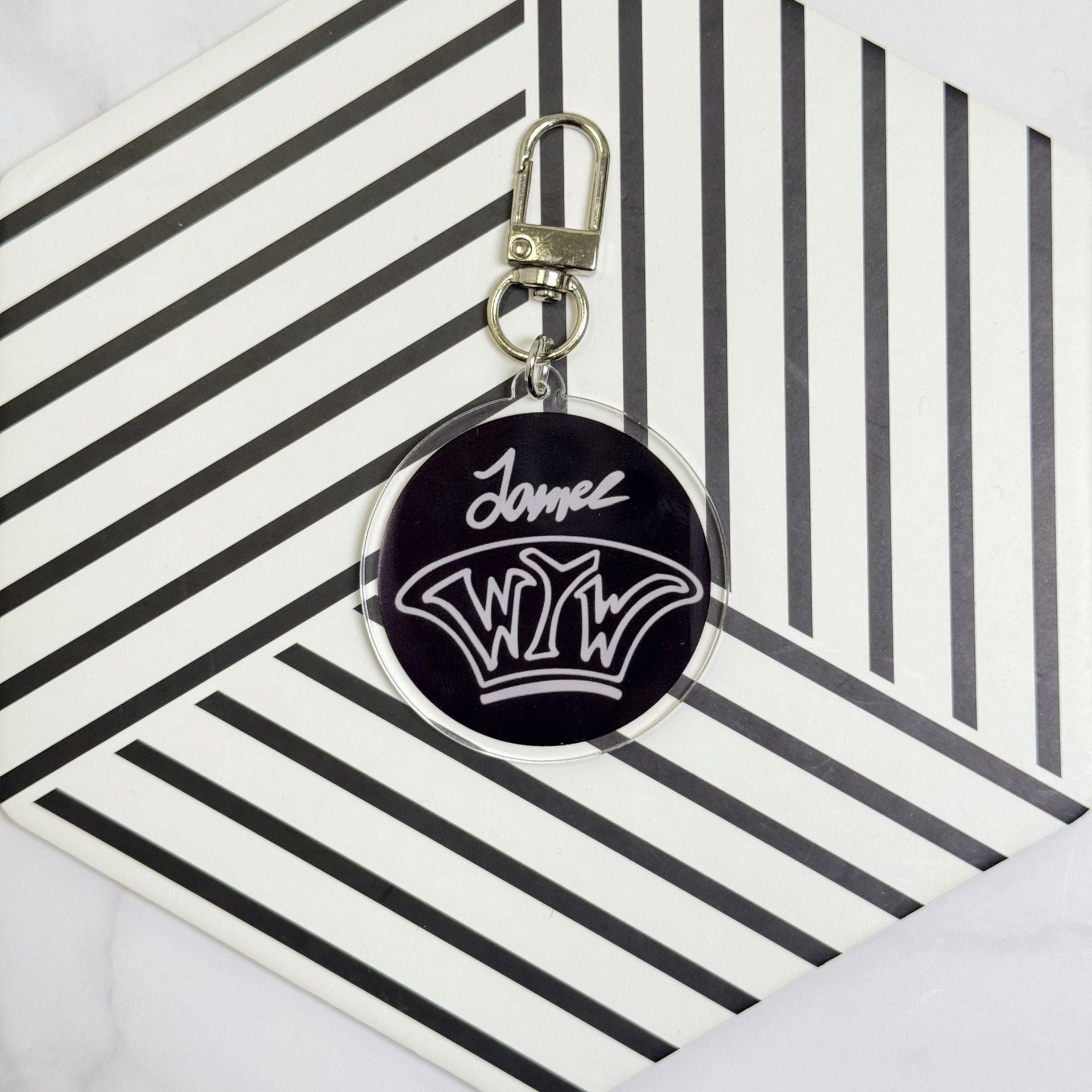 Cortis Circle Names Keychain Accessories