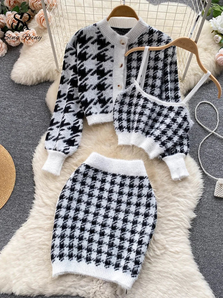 Fashion Plaid Knitted Three Pieces Set for Women
