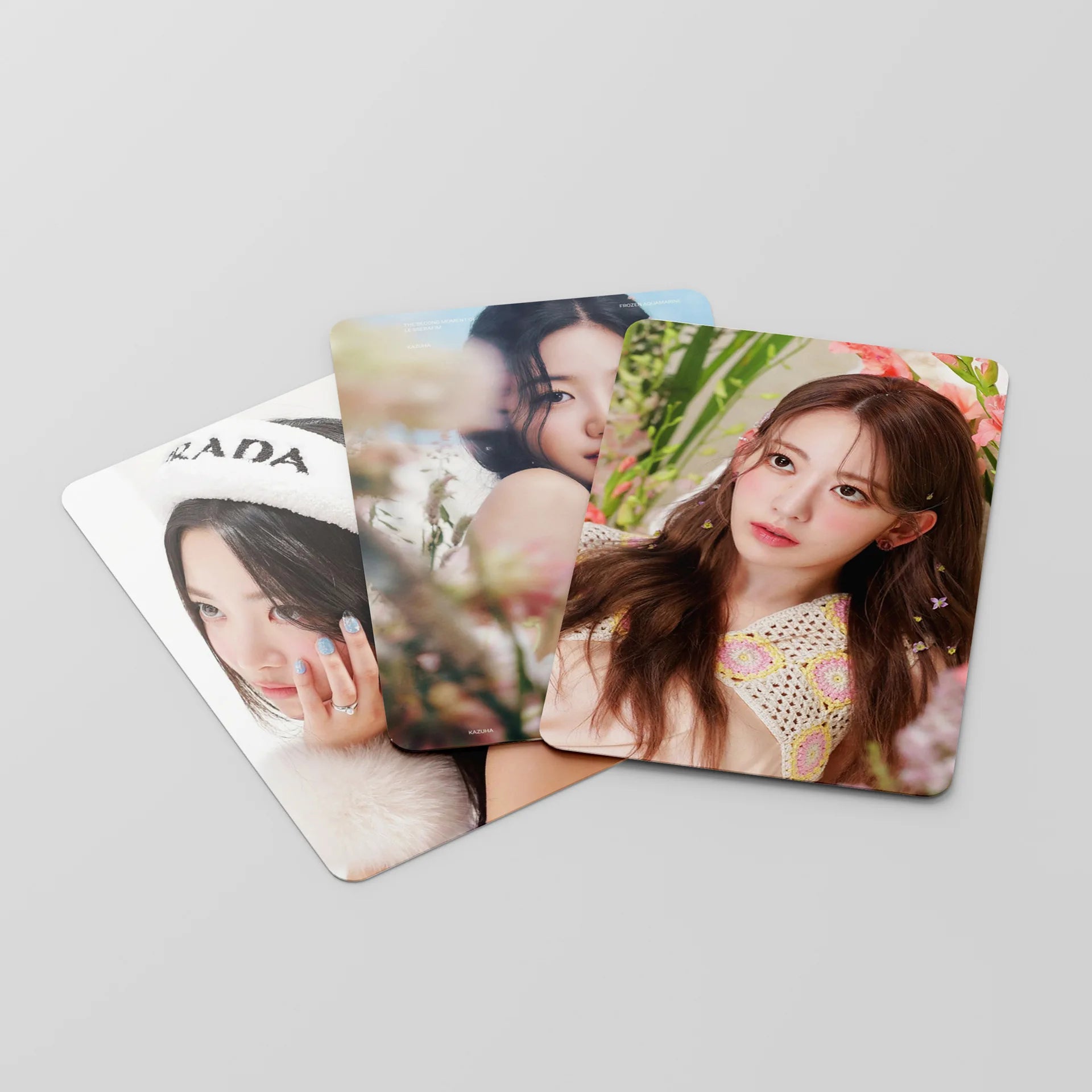 Le Sserafim Photocards