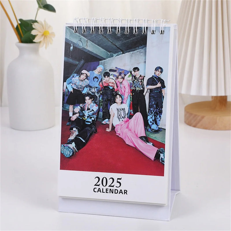 Random KPOP Groups 2025 Calendar Collection