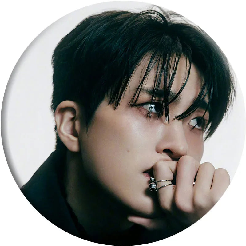 KPOP GOT7 Album WINTER HEPTAGON Metal Badge Brooch