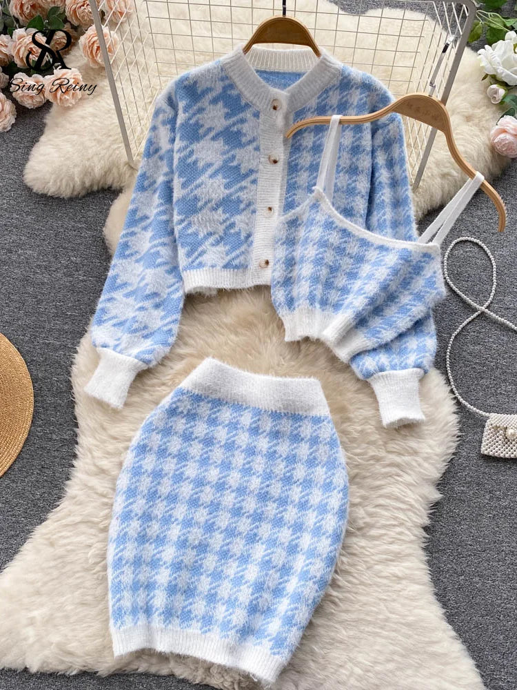 Fashion Plaid Knitted Three Pieces Set for Women