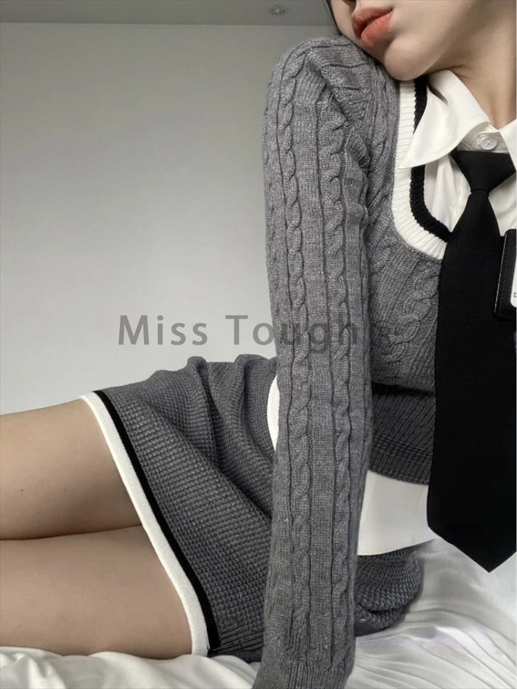 Korean Knitted Vintage Gray Coordinates for Women