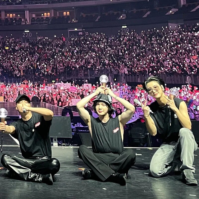 ATEEZ BREAK THE WALL Fashion T-shirt Tee Tops