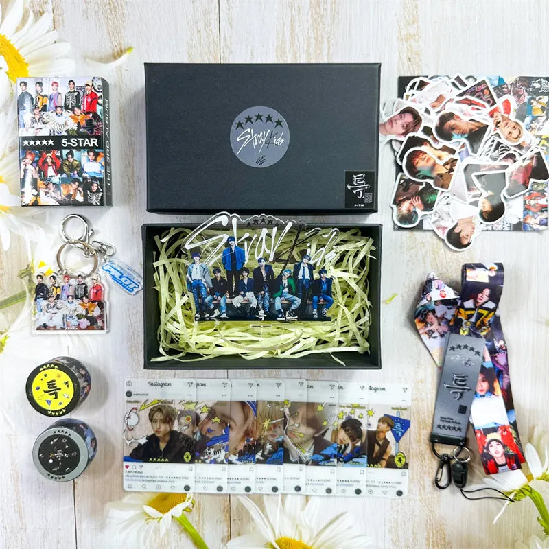 Stray Kids Gift Box Set 5-star and Maxident Album