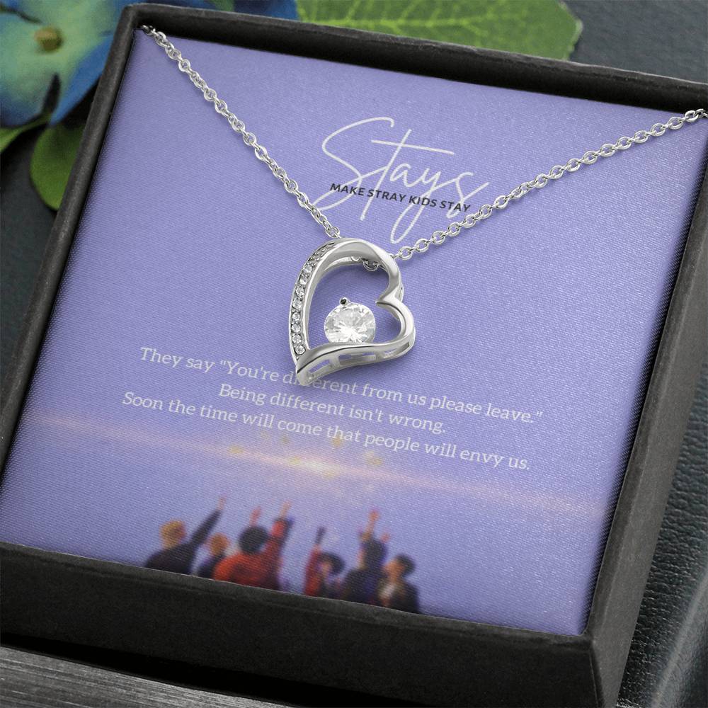 Make Stray Kids Stay Interlocking Hearts Necklace